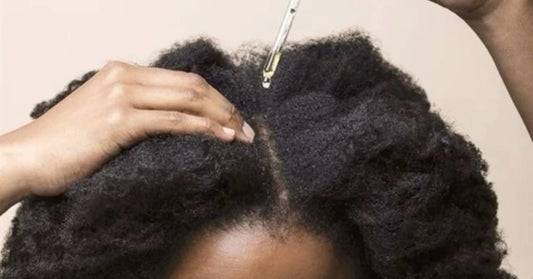 Huile de Marula pour les Cheveux : Bienfaits Inattendus et Conseils d’Utilisation
