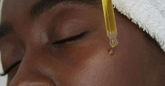 Huile de Marula : Le Secret Beauté Naturel Pour Une Peau Éclatante